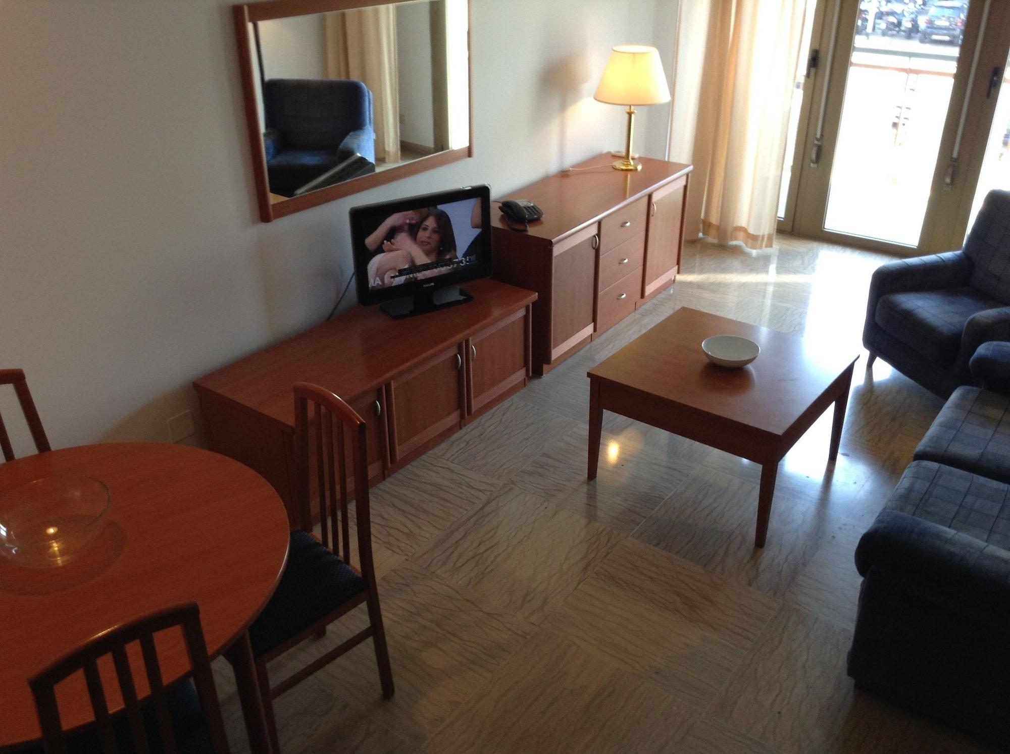 Residenze Garden Aparthotel Рим Екстериор снимка