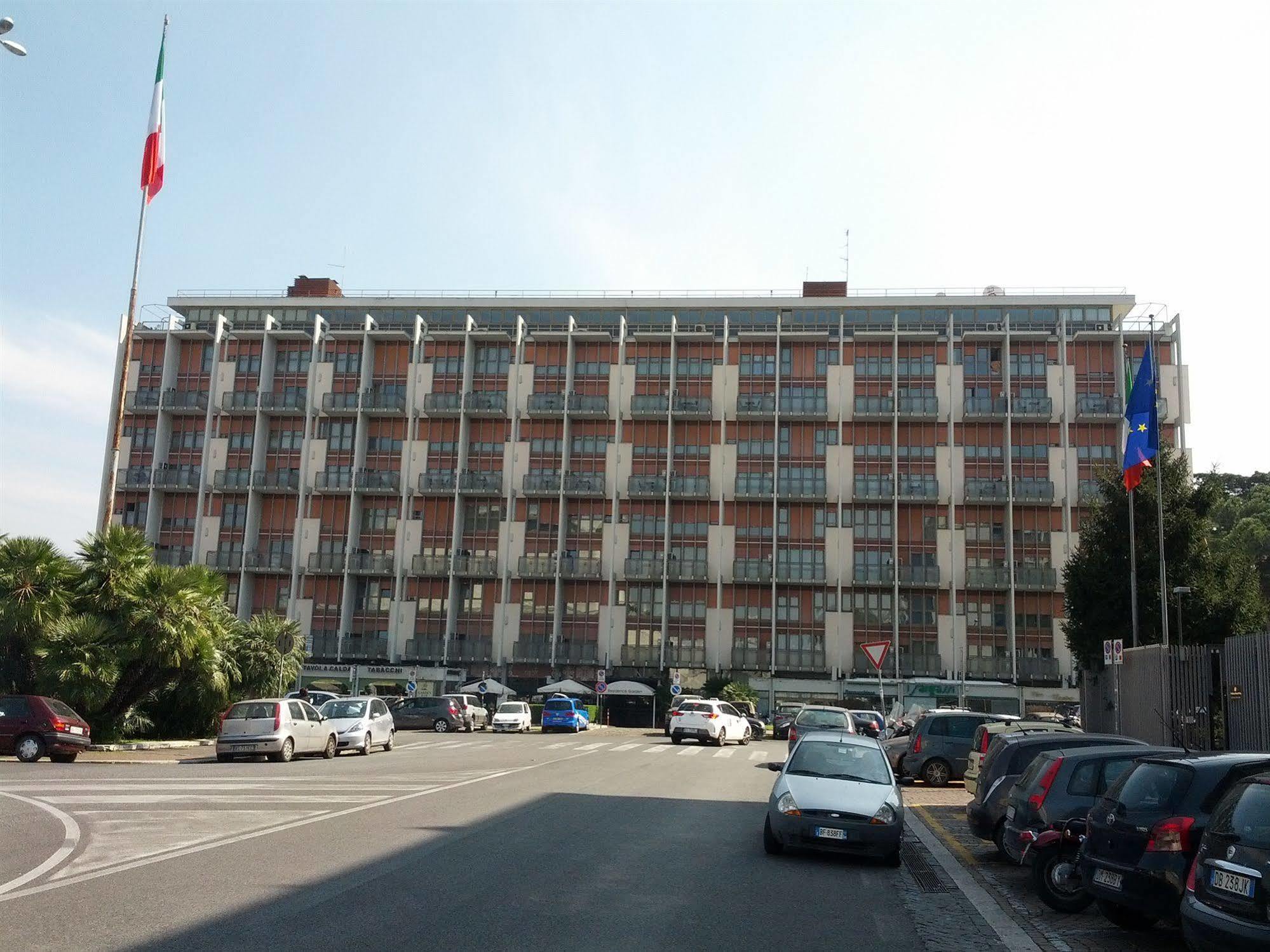 Residenze Garden Aparthotel Рим Екстериор снимка