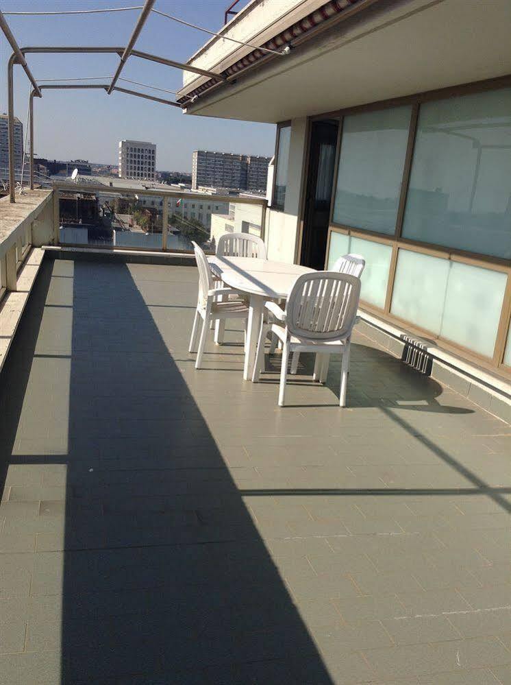 Residenze Garden Aparthotel Рим Екстериор снимка